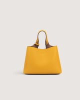 شنطة نسائية بتصميم عملي بلون أصفر