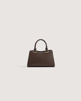 شنطة نسائية من الجلد بلون بني