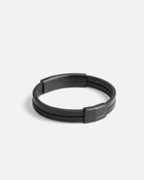 اسوارة رجالية جلد باللون الأسود