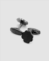 كبك رجالي بتصميم أنيق بلون أسود