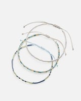 اساور من الخيوط والخرز بتدرج اللون الرمادي والأزرق