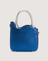 ‎ شنطة نسائية بتصميم جذاب بلون أزرق