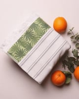 طقم شنطة ومنشفة لأيام الصيف