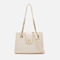 شنطه نسائيه من الجلد بلون أبيض