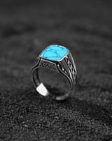 خاتم فضة رجالي راقي بحجر بلون فيروزي