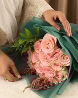 باقة من الورد بتصميم ساحر