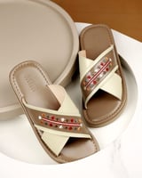 حذاء شرقي رجالي بلون بني و أبيض