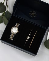 طقم هدية نسائية بتصميم أنيق