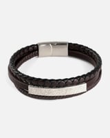 سوار رجالي عصري من الجلد بلون بني