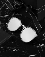 نظارة شمسيه نسائيه نسائيه بلون أسود