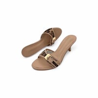 شبشب نسائي منقط