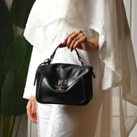 شنطة يد – أنيقة بتصميم كاجوال عملي من متجر سيرة (s...