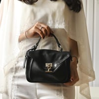 شنطة يد – أنيقة بتصميم كاجوال عملي من متجر سيرة (s...