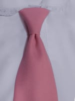 ربطة عنق بألوان متعددة