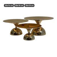 صحن تقديم معدني بقاعدة