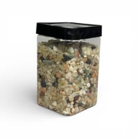 علبة حصى ملون