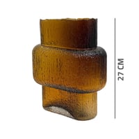 فازة زجاجية