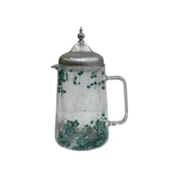 جك زجاج ورد مجفف