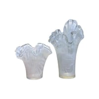 فازة زجاج أبيض