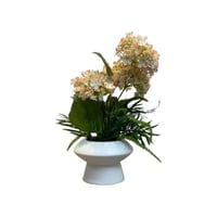 شتلة ورد صناعي بمركن