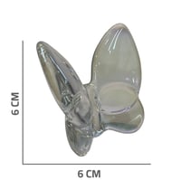 فراشة زجاج لون وردي