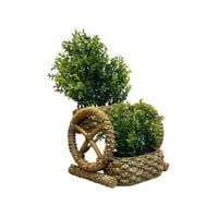 شتلة صناعي داخل عربة خيزران