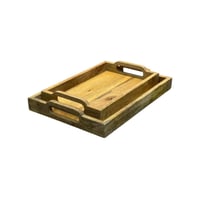 طوفرية تقديم مع مسكة خشب