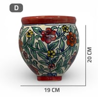 فازة خزف أبيض