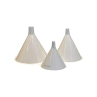 قمع بلاستيك