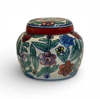 علبة خزف زهور