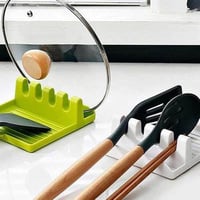 حامل غطاء القدر وملعقة الطبخ من ادوات المطبخ المهم...