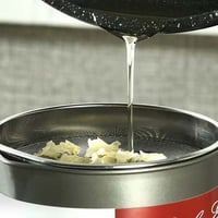 وعاء تصفية زيت القلي 2 لتر لفلترة زيوت الطبخ المست...