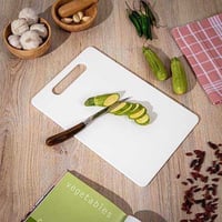 لوح تقطيع الخضروات بلاستيك معالج ومقوى مفيد وعملي...