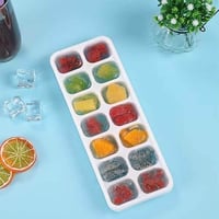 قوالب ثلج بلاستيك قطعتين لصنع مكعبات الثلج