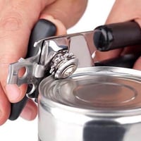 فتاحة علب معدنية ستيل ومقبض عملي ومريح لفتح المعلب...