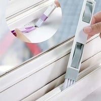 فرشاة تنظيف صغيرة للنوافذ والأجزاء الضيقة مثل مجرى...