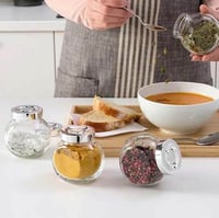 طقم علب بهارات زجاج صغيرة 5 قطع بغطاء محكم الاقفال...