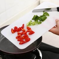 لوح تقطيع الخضروات بلاستيك معالج ومقوى مفيد وعملي...