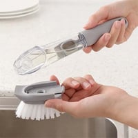 فرشاة تنظيف مع موزع صابون مزودة بمرش للماء و الصاب...