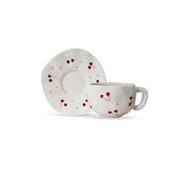 طقم كوب وصحن بتصميم الكرز