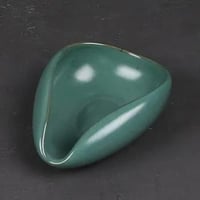 صحن جرعات القهوة صغير