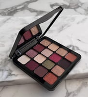 باليت ظل عيون الوان