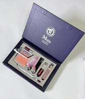 بوكس مكياج جديد ومميز – 7 قطع من الجمال الراقي