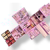 اكبر بوكس مكياج 140 قطعه للعرائس