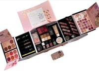 بوكس مكياج كيلين الفخم