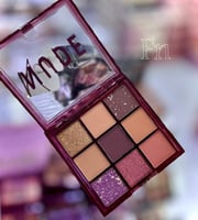 باليت ظل عيون ميني 9 لون نود من ريل بيوتي: لمسة طب...