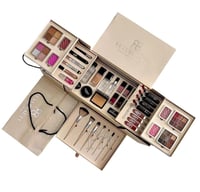 بوكس مكياج بدل ديور ريل بيوتي