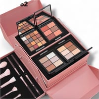 بوكس مكياج e.i.f الجديد بالون الوردي