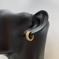 حلق دائري ايطالي عيار 18 تصميم الألماس الوزن 4.3