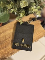 حامل بطاقة العمل+ ضرس